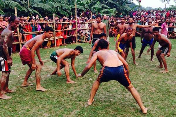 বাংলাদেশের জাতীয় খেলা  হা-ডু-ডু  (The national game of Bangladesh; Ha Doo Doo)
