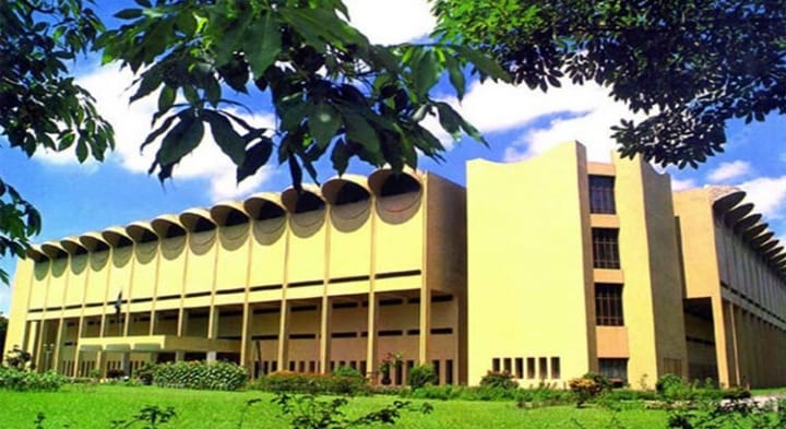 বাংলাদেশ জাতীয় জাদুঘর (Bangladesh National Museum)